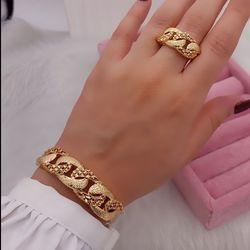 ست انگشتر و دستبند طرح طلا کد 4