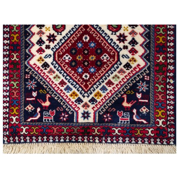 فرش دستباف سایز پادری یا پشتی زمینه کرم (تمام پشم یلمه طرح حوضی ) کد6191