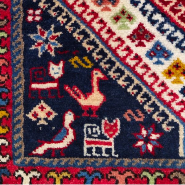 فرش دستباف سایز پادری یا پشتی زمینه کرم (تمام پشم یلمه طرح حوضی ) کد6191