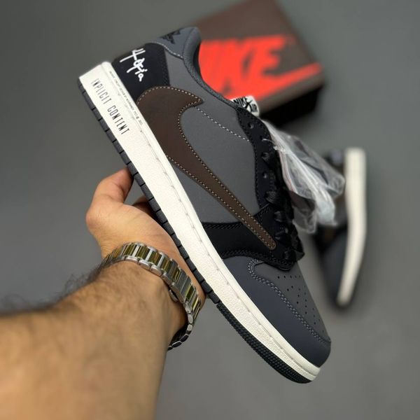 نایک تراویس اسکات ویتنامی