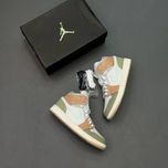 جردن وان میلان ویتنام