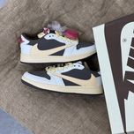 نایک تراویس اسکات ویتنامی درجه1 کرم