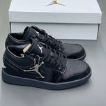 نایک جردن وان مشکی براق ویتنام