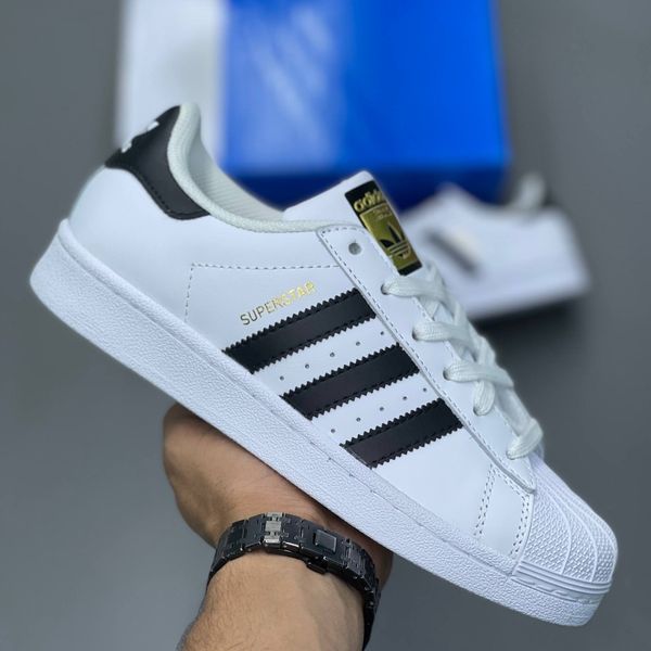 ادیداس سوپر استار ویتنامی