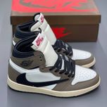 نایک تراویس اسکات ویتنامی درجه،1