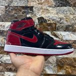 جردن وان قرمز مشکی براق ویتنام