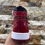 جردن وان قرمز مشکی براق ویتنام