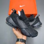 نایک ساواچ مشکی