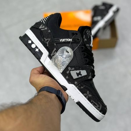 لویی مشکی ویتنام