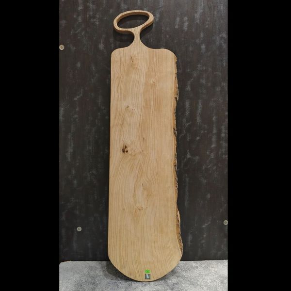 تخته سرو چوبی زبان گنجشک با دسته باز و لبه طبیعی 1