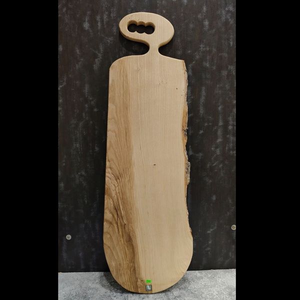 تخته سرو چوبی زبان گنجشک با دسته چندسوراخه و لبه طبیعی