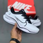 نایک زوم لبخندی ویتنام