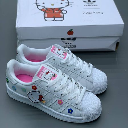 سوپر استار hello kity