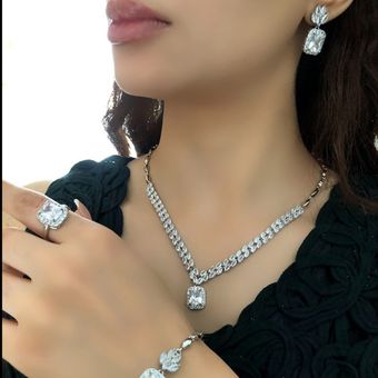 سرویس جواهری نگین مربع