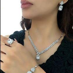 سرویس جواهری نگین مربع