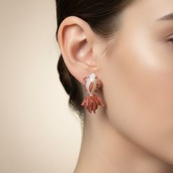 گوشواره ماهی میخی رنگ قرمز و سفید