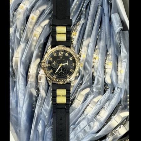 ساعت مچی کد 1