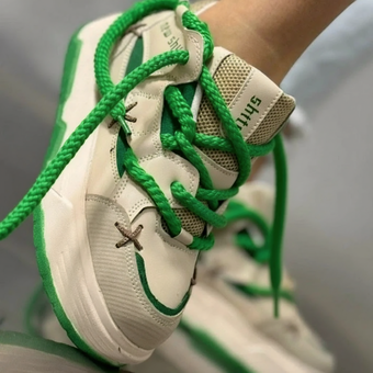 کتونی اسپرت نیوشیتا