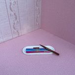 خط چشم رنگی ماژیکی