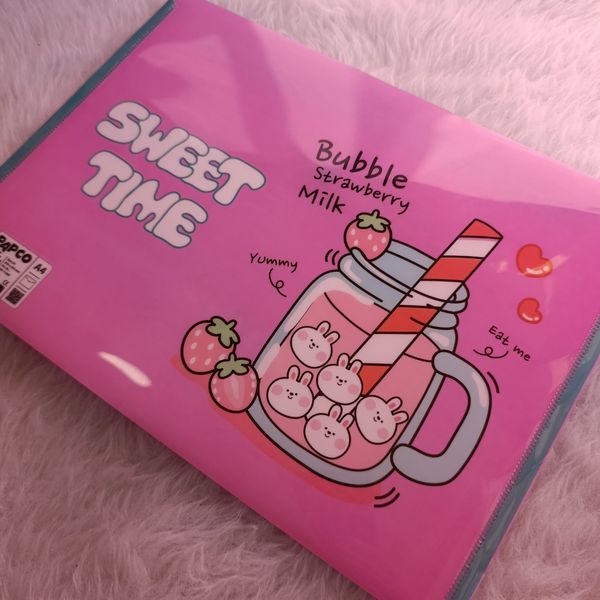 پوشه دکمه دار طرح دار پاپکو