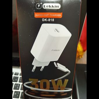 شارژر فوق سریع Dekking DK-818 – توان 30 وات