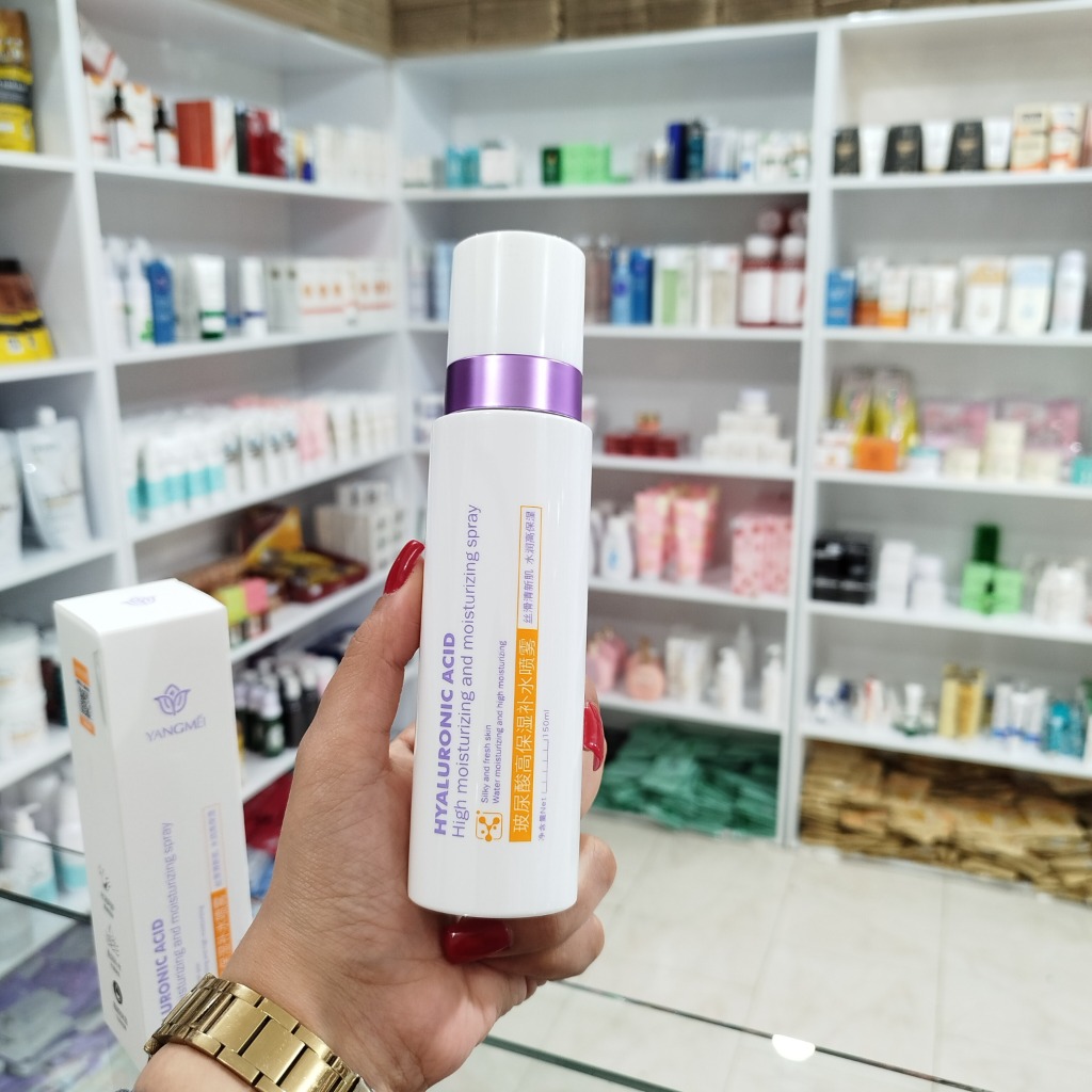 اسپری آبرسان و مرطوب کننده قوی هیالورونیک اسید یانگمی (اصل)