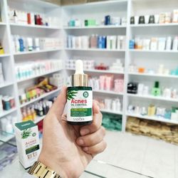 سرم چای سبز سادور(اصل)