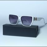 عینک آفتابی زنانه بوربری کد 007