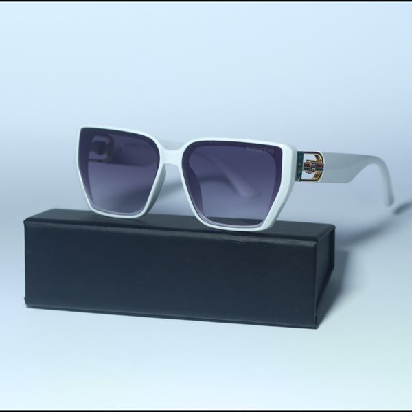 عینک آفتابی زنانه بوربری کد 007