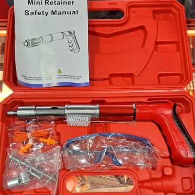 میخکوب تفنگی میخ و چاشنی خور