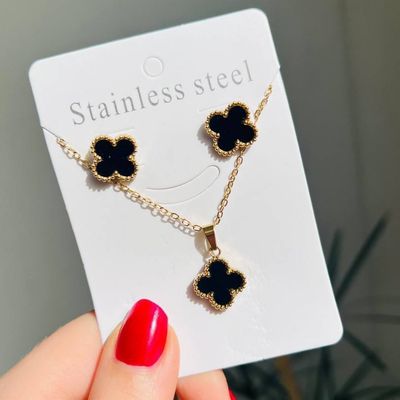 گوشواره ونکلیف مشکی