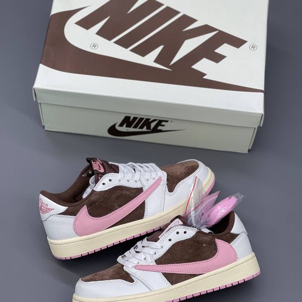 کتونی جردن وان تراویس اسکات قهوه ای صورتی Nike Air Jordan One Low Travis Scott