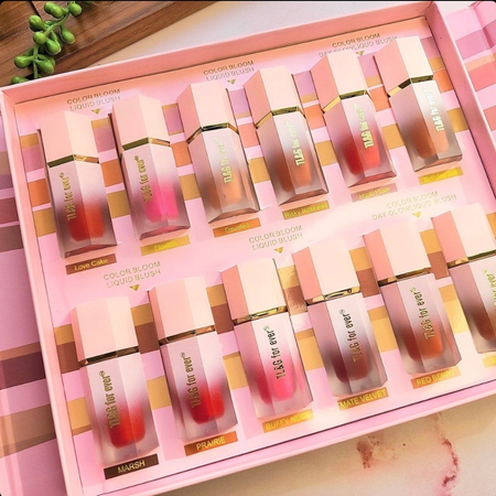 رژگونه مایع پددار