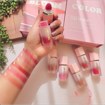 رژگونه مایع پددار