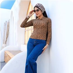 بلوز کشباف نخی طرح پلنگی یقه مردانه زنانه – برند DrCrop