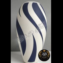 گلدان مینیمال طرح ‍سوزنی