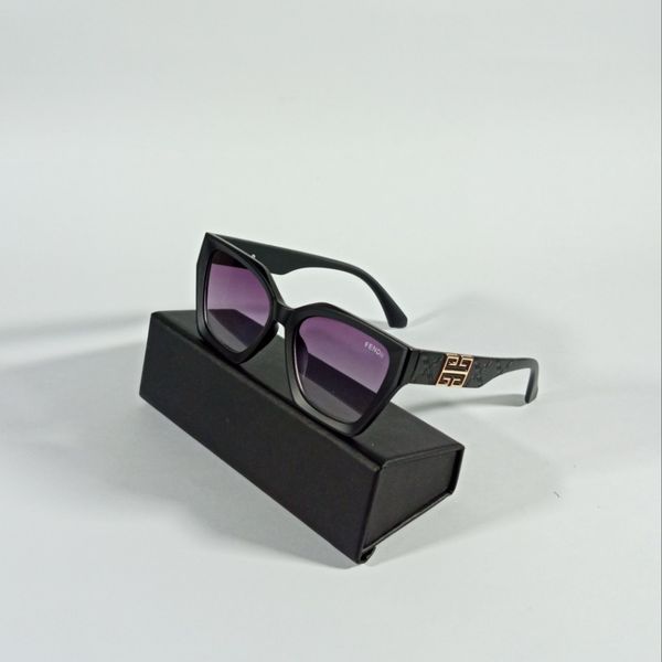 عینک آفتابی زنانه فندی کد020