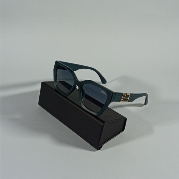 عینک آفتابی زنانه فندی کد020