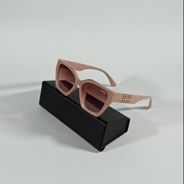 عینک آفتابی زنانه فندی کد020