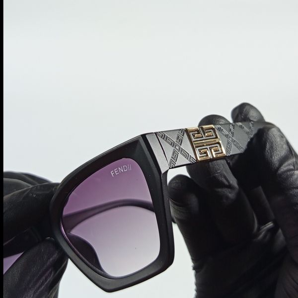 عینک آفتابی زنانه فندی کد020