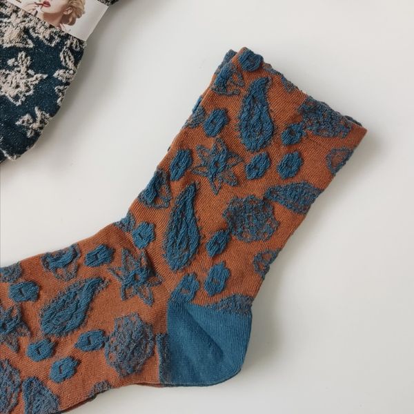 جوراب ساق‌بلند زنانه L-T-41