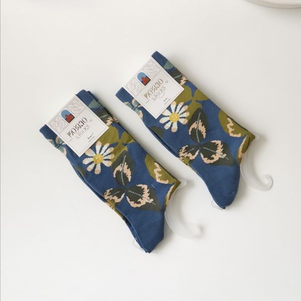 جوراب ساق‌بلند زنانه L-T-38