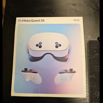 عینک واقعیت مجازی meta quest 3s 128 درحد آنباکس