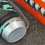 اسپیکر کپسولی چراغ دار j5