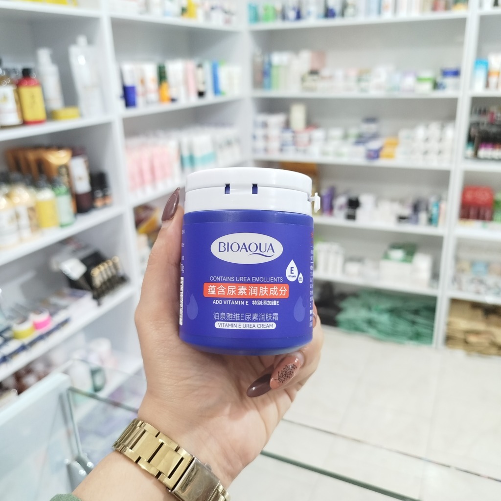 کرم ویتامین E و اوره بیوآکوا(اصل)