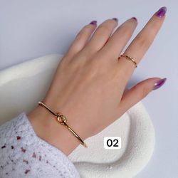 ست انگشتر و‌ دستبند مینیمال ضد حساسیت (لطفا قبل ثبت سفارش موجودی بپرسید)