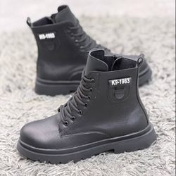 بوت بغل جیب