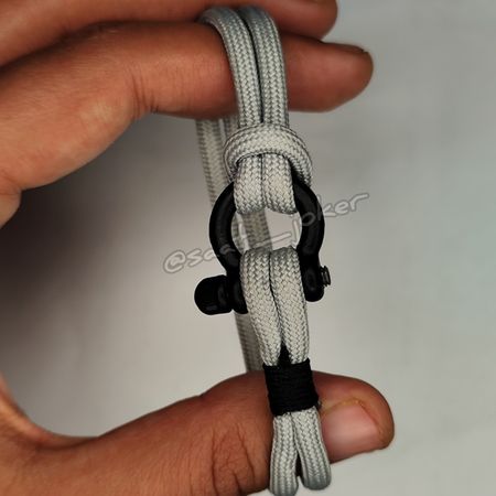 دستبند کنفی امگا طوسی روشن