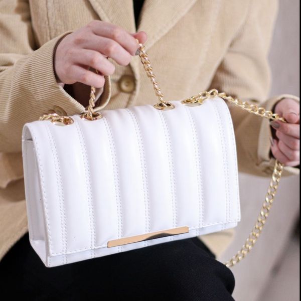 کیف مجلسی زنانه گلدوزی شده کد1774