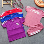 ست تیشرت شلوارک اسپرت بچگانه پسرانه دخترانه طرح آدیداس سایزبندی 40 تا 55 دارای 4 رنگ ترند سال